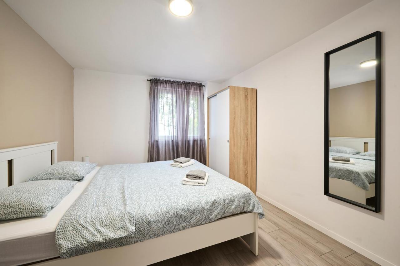 Lina Apartments Umag Dış mekan fotoğraf